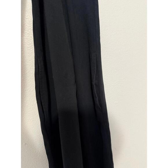 Nike dress size small has pockets - Picture 2 of 3